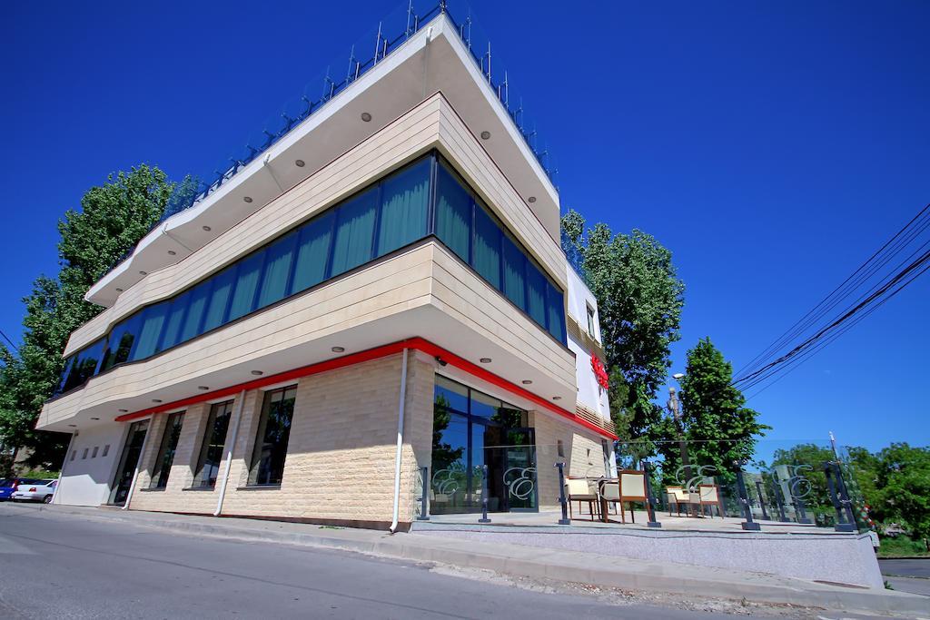 Hotel Eden Тулча Екстериор снимка