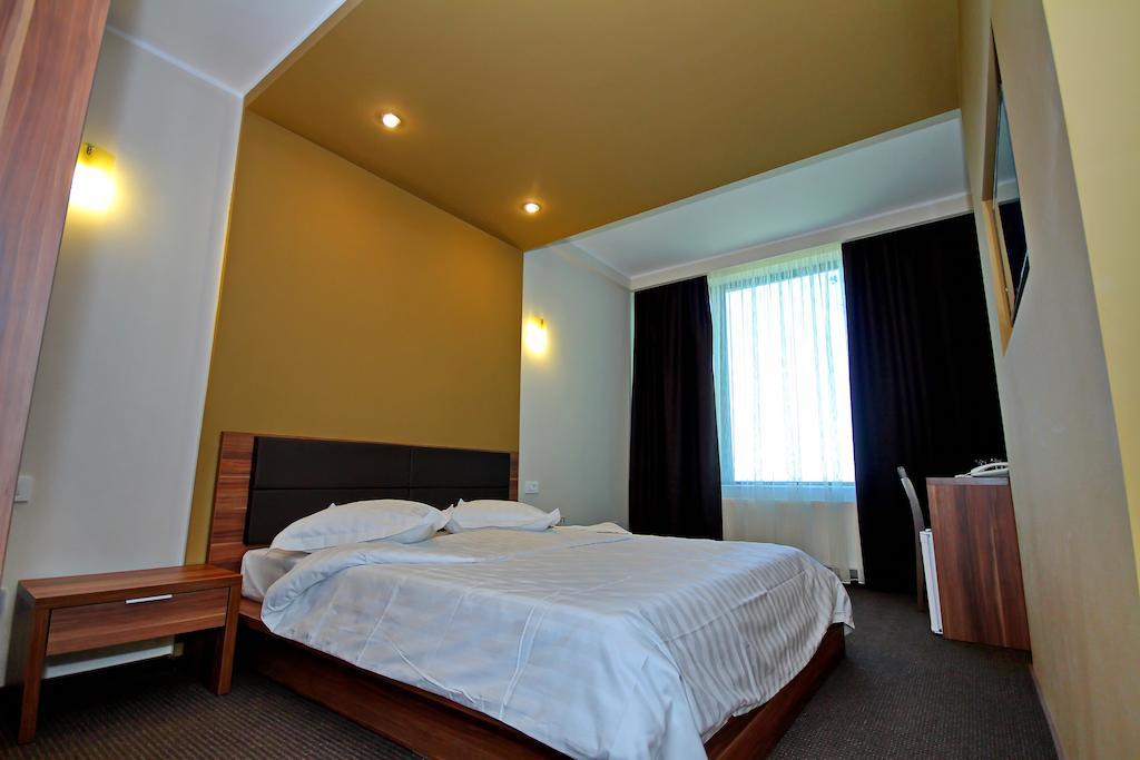 Hotel Eden Тулча Стая снимка